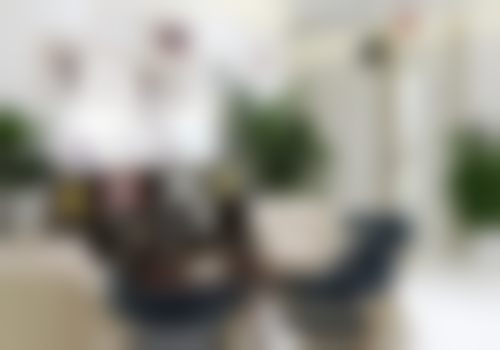 北京维乐口腔门诊部（方庄店）姚二雷擅长什么项目？答案是口腔综合治疗、种植修复等多类项目 