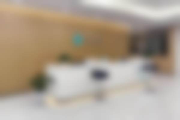 三、重庆德贝口腔门诊部医生介绍