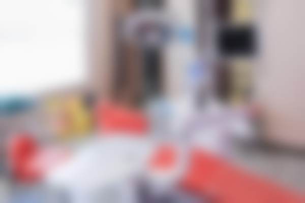 八、中山德斯口腔门诊部怎么预约?