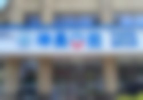 二、青岛坤昊碧水明珠口腔诊所(辛安万达店)正规吗?来看医院资质信息